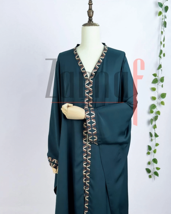 Dehra Embroidery Abaya